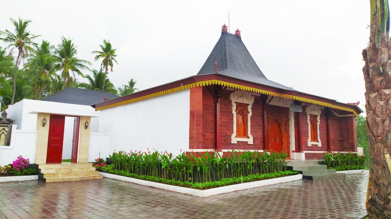 Puri Lovina Hotel Luaran gambar