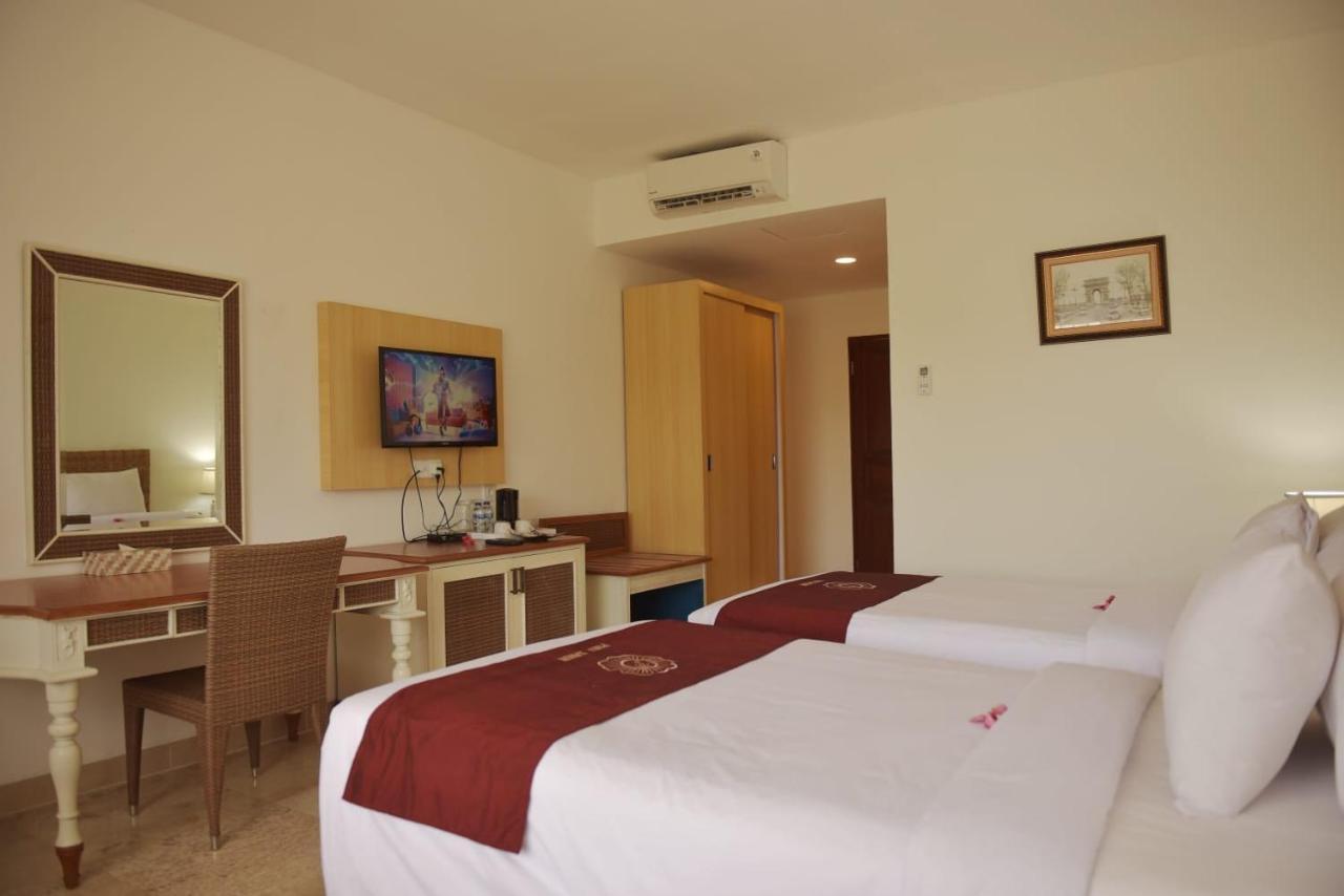 Puri Lovina Hotel Luaran gambar