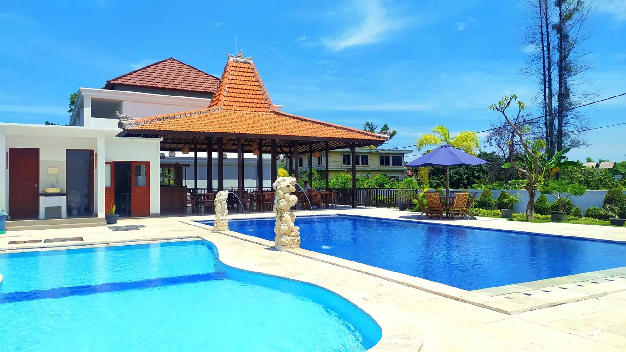 Puri Lovina Hotel Luaran gambar