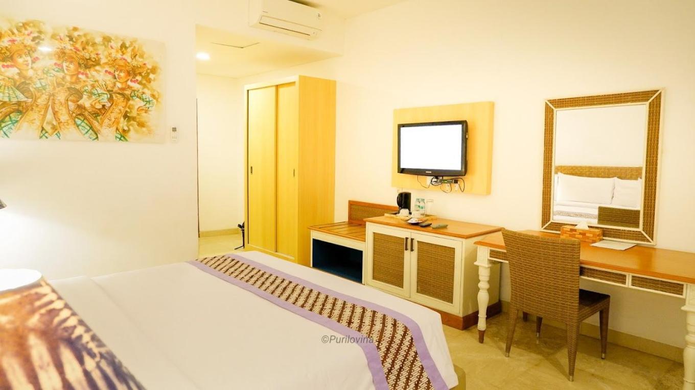 Puri Lovina Hotel Luaran gambar