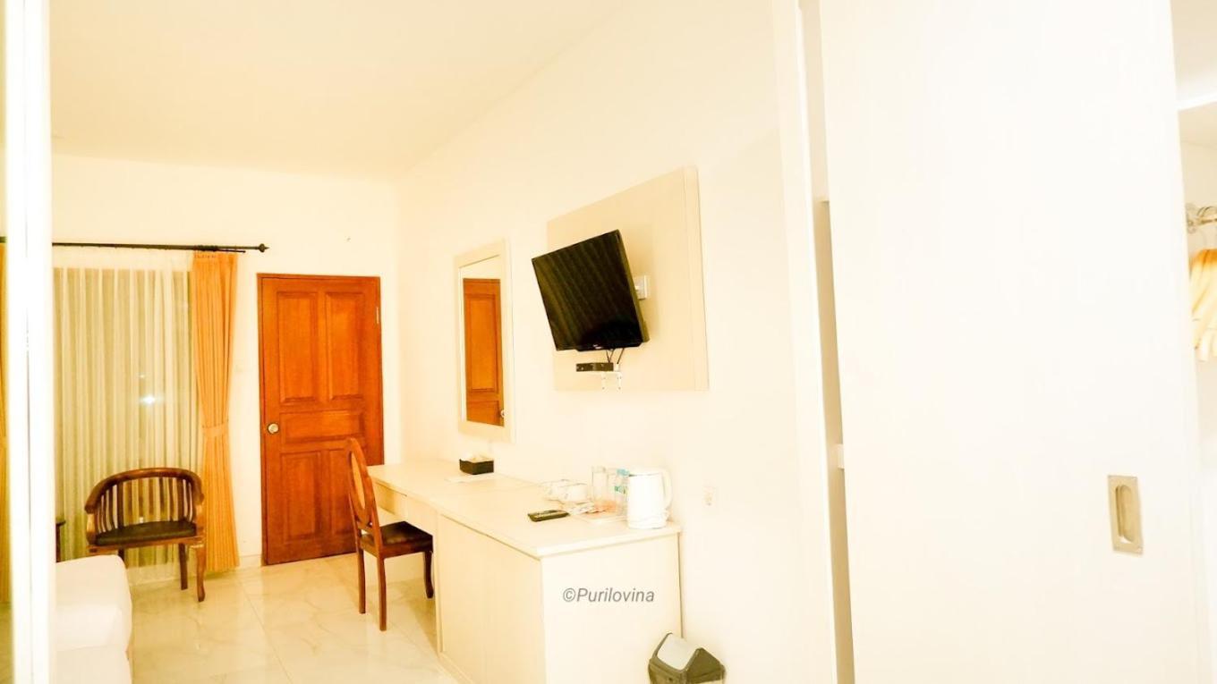 Puri Lovina Hotel Luaran gambar