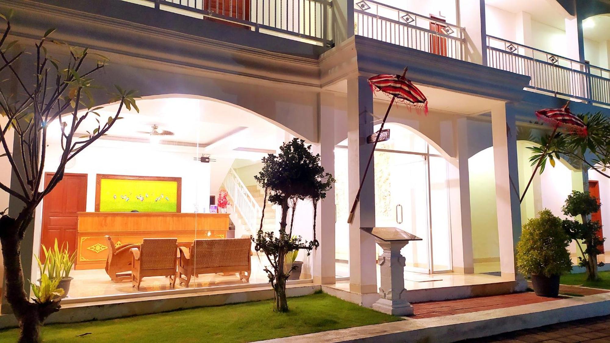 Puri Lovina Hotel Luaran gambar